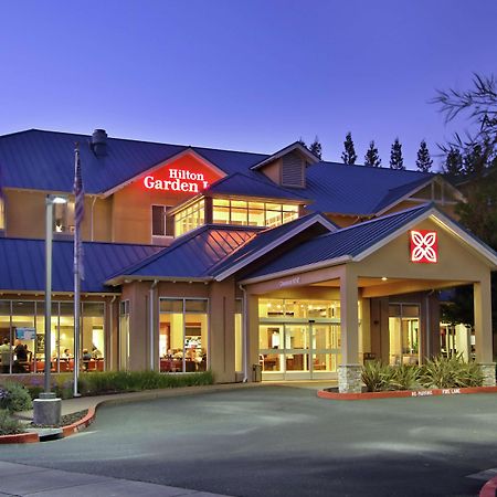Hilton Garden Inn Sonoma County Airport Санта-Роза Экстерьер фото