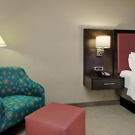 Hilton Garden Inn Sonoma County Airport Санта-Роза Экстерьер фото