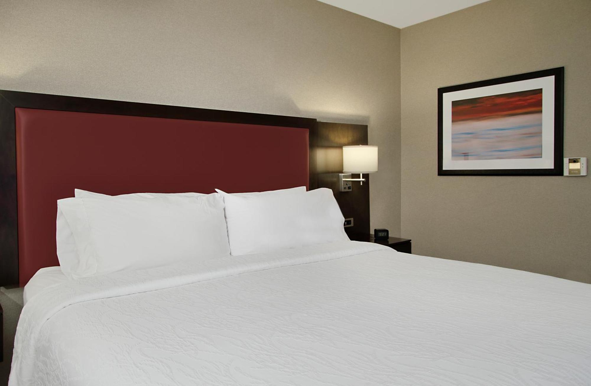 Hilton Garden Inn Sonoma County Airport Санта-Роза Экстерьер фото