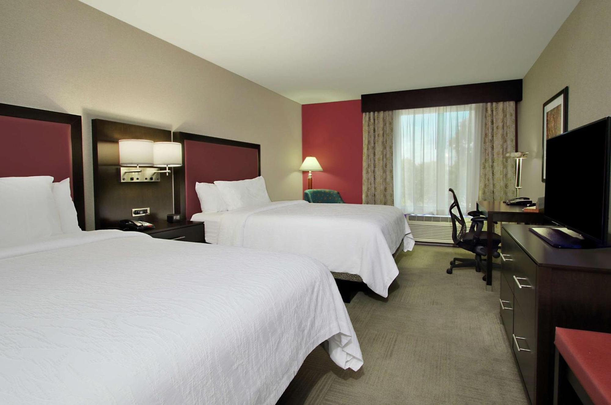 Hilton Garden Inn Sonoma County Airport Санта-Роза Экстерьер фото