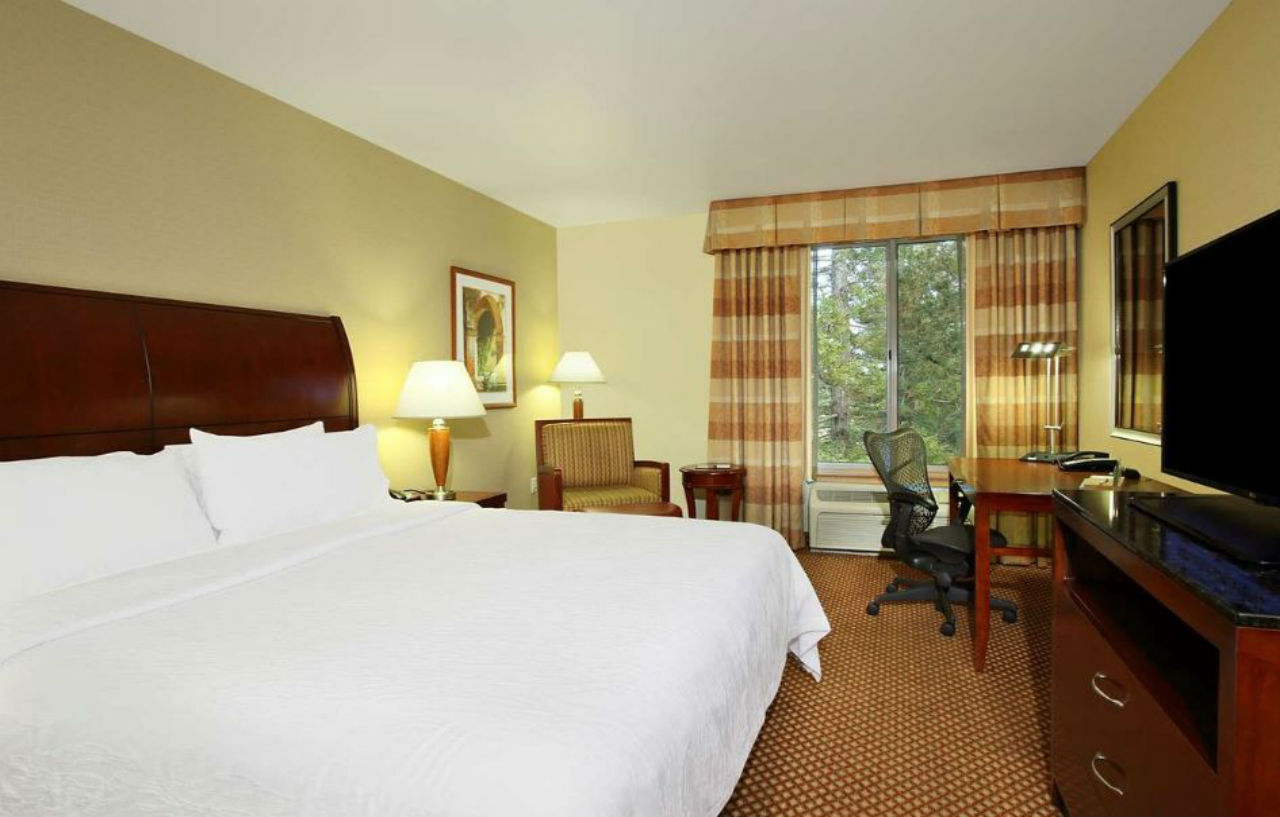 Hilton Garden Inn Sonoma County Airport Санта-Роза Экстерьер фото